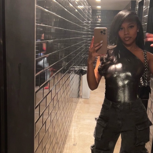 Meet your Posher, Ayan - Picture 1 of 1